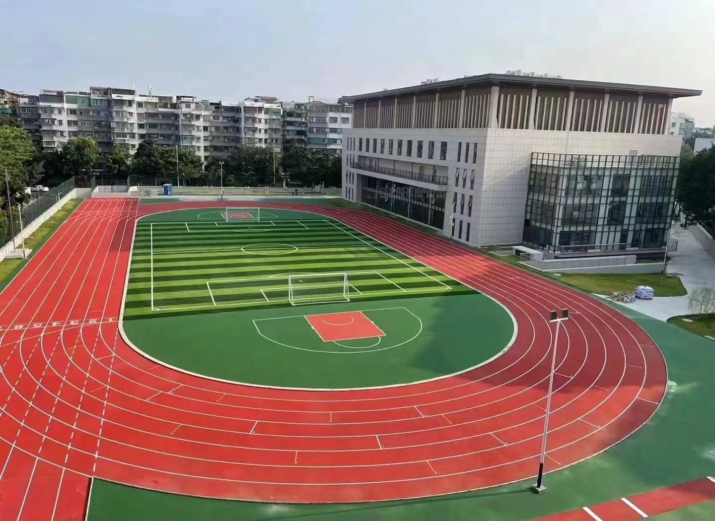 云浮市橡胶跑道塑胶篮球场 - 价格